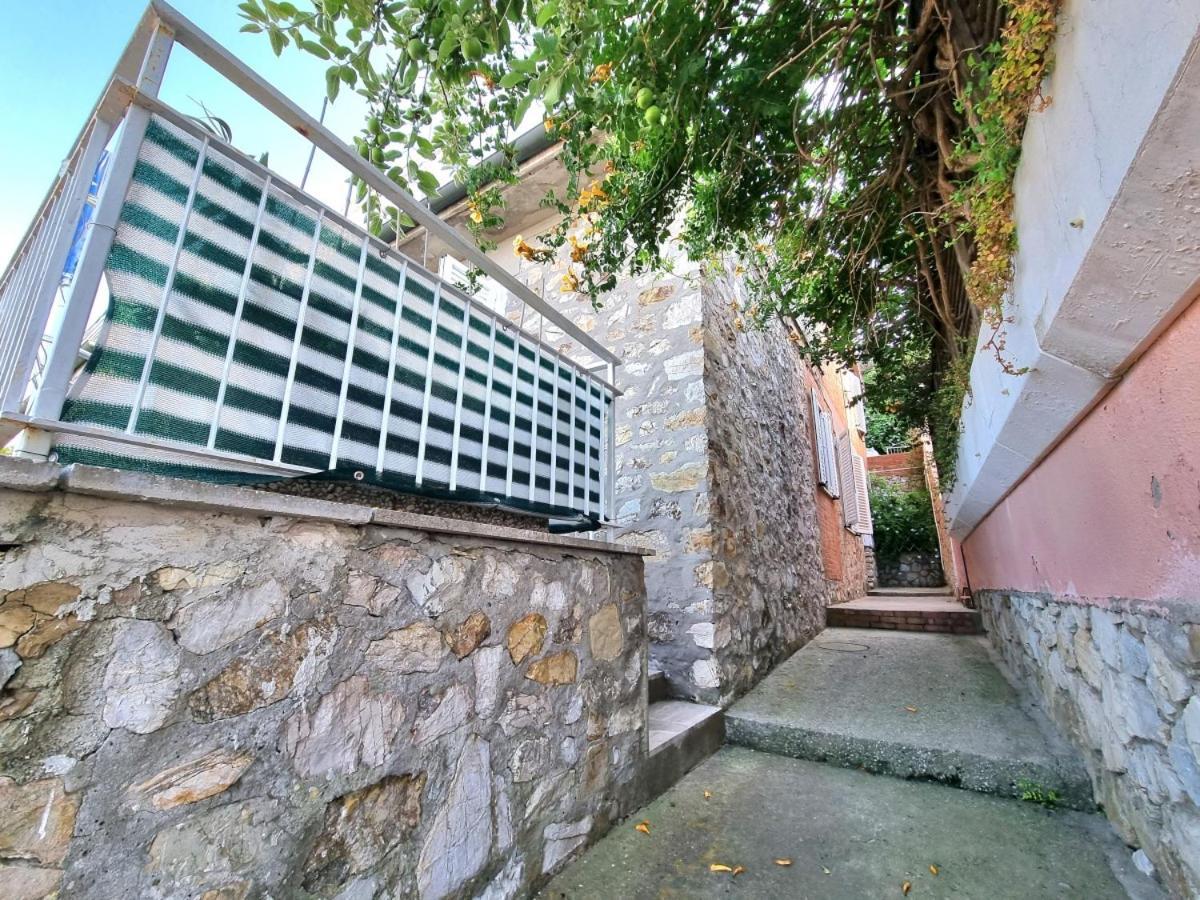Appartamenti La Terrazza Sulle Ghiaie - Goelba Portoferraio Kültér fotó