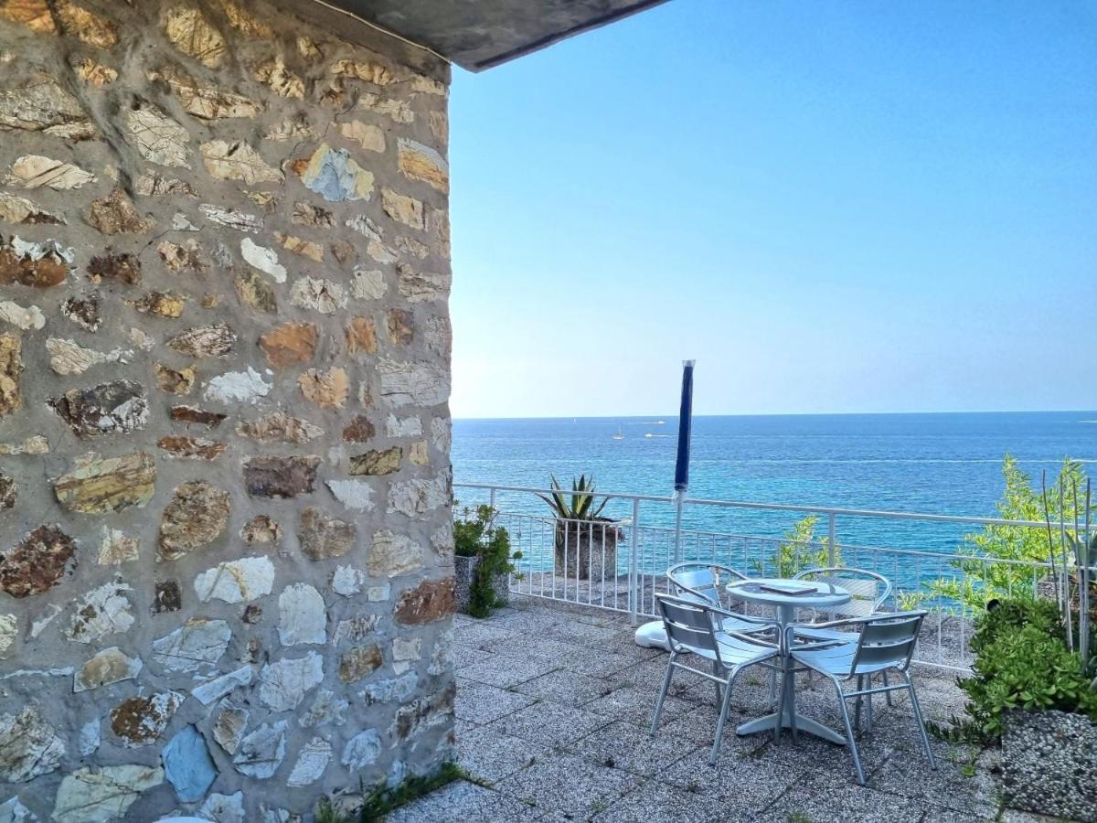 Appartamenti La Terrazza Sulle Ghiaie - Goelba Portoferraio Kültér fotó