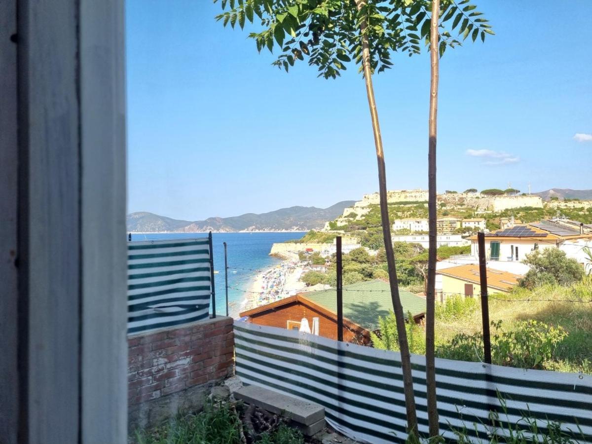 Appartamenti La Terrazza Sulle Ghiaie - Goelba Portoferraio Kültér fotó