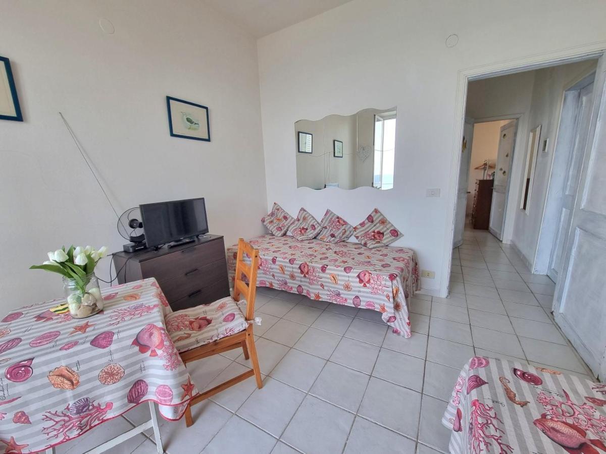 Appartamenti La Terrazza Sulle Ghiaie - Goelba Portoferraio Szoba fotó