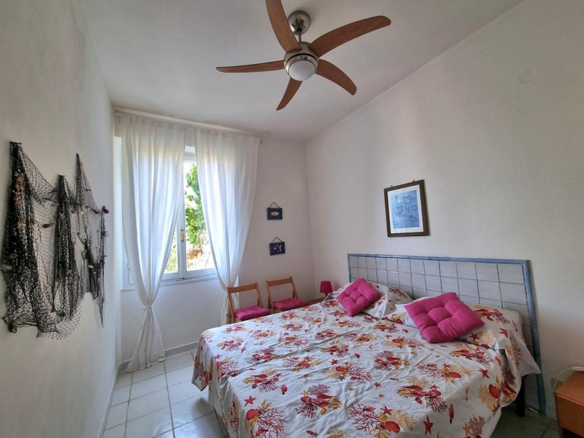 Appartamenti La Terrazza Sulle Ghiaie - Goelba Portoferraio Szoba fotó